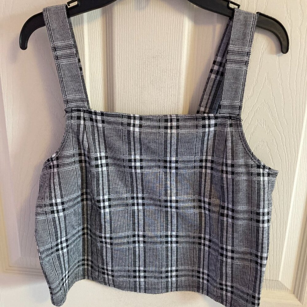 Juniors American Eagle Crop Tank Top Size Medium - Picture 2 of 5